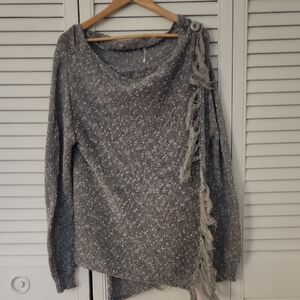 Elegant Gray Sweater with Fringe by [Brand]